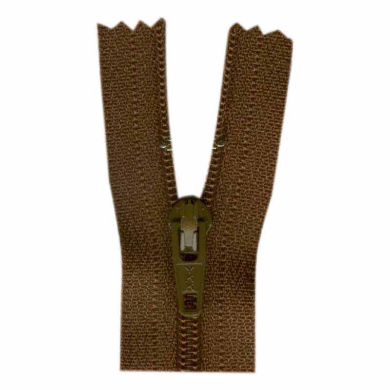 COSTUMAKERS General Purpose Closed End Zipper 55cm (22″) - Cocoa