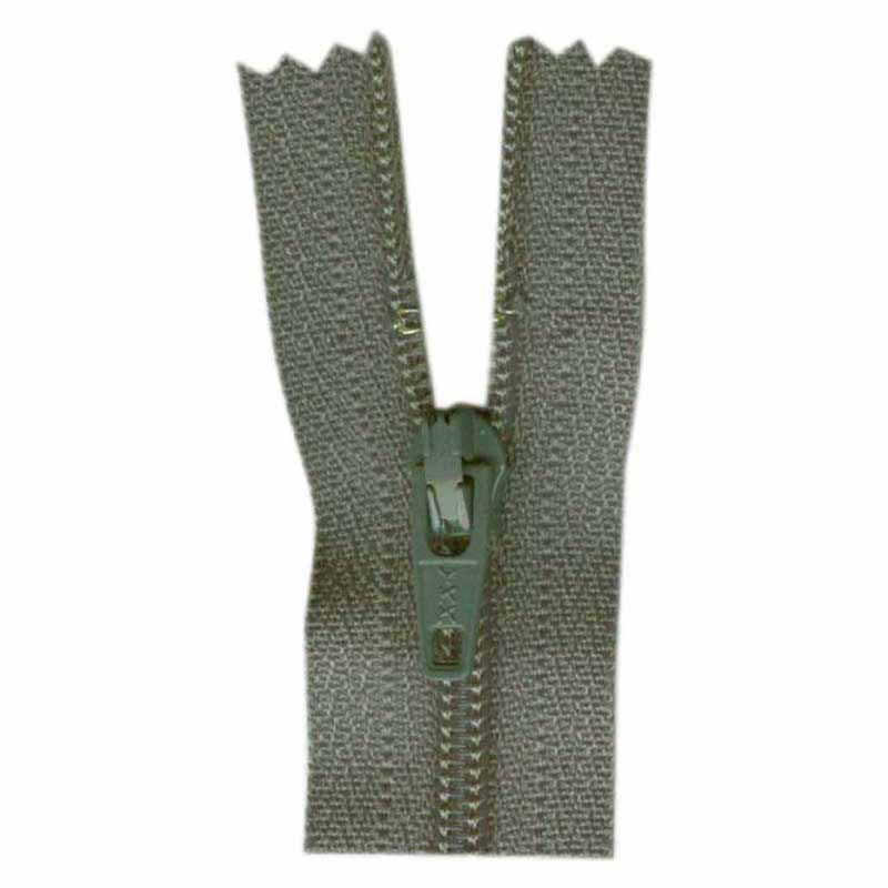 COSTUMAKERS General Purpose Closed End Zipper 20cm (8″) - Rail Grey