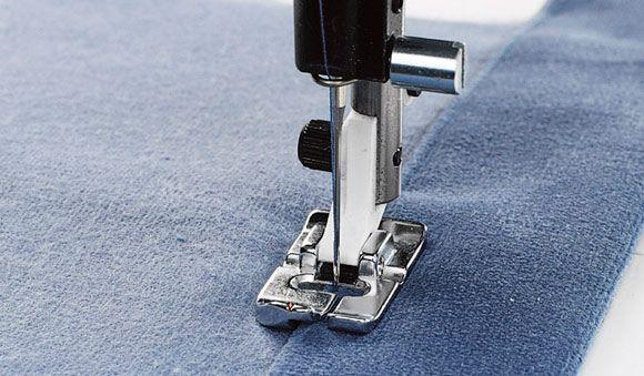 Left Edge Topstitch Foot